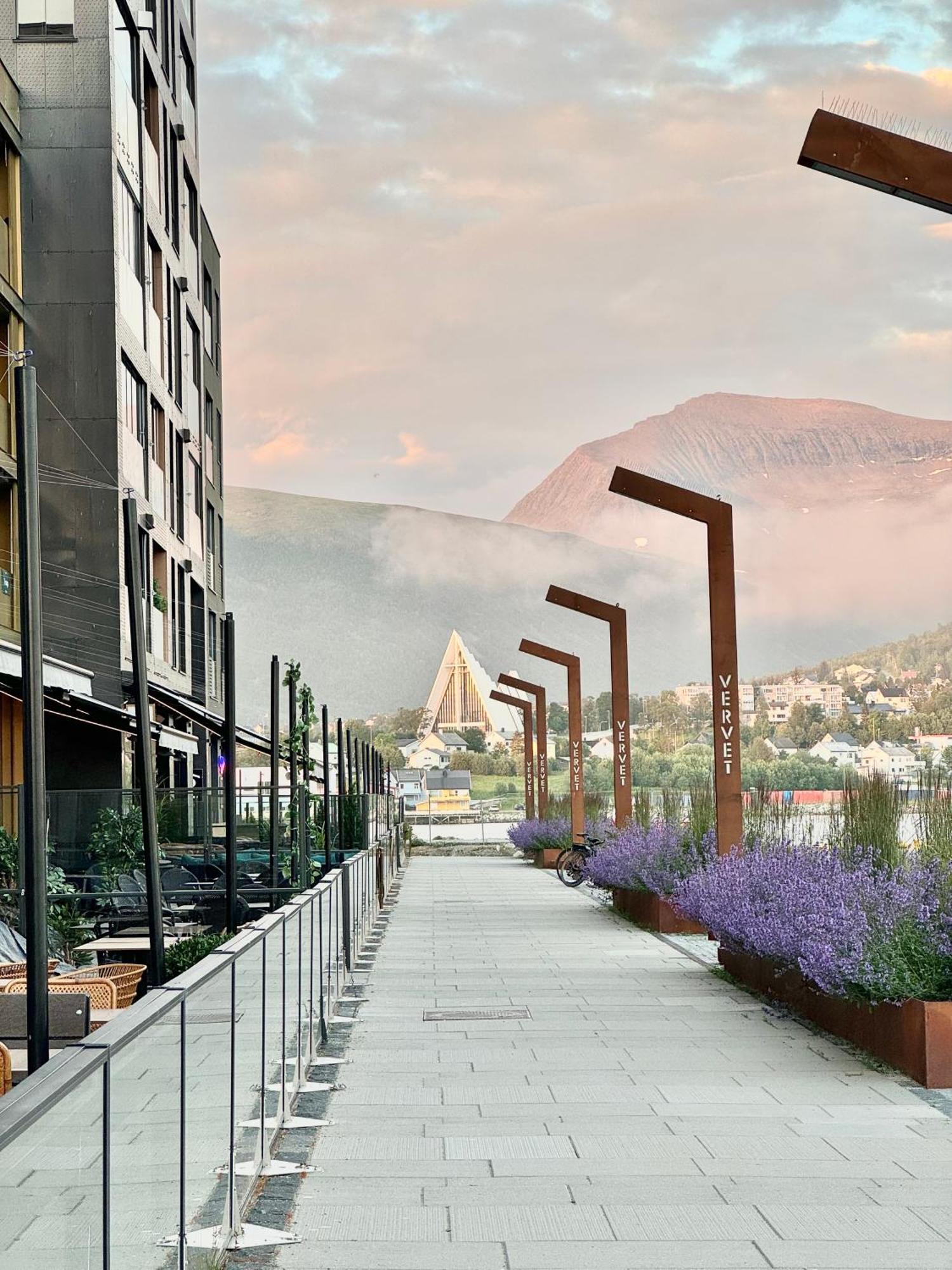 Cosy 2-Rooms Apartment In The City Center Τρόμσο Εξωτερικό φωτογραφία